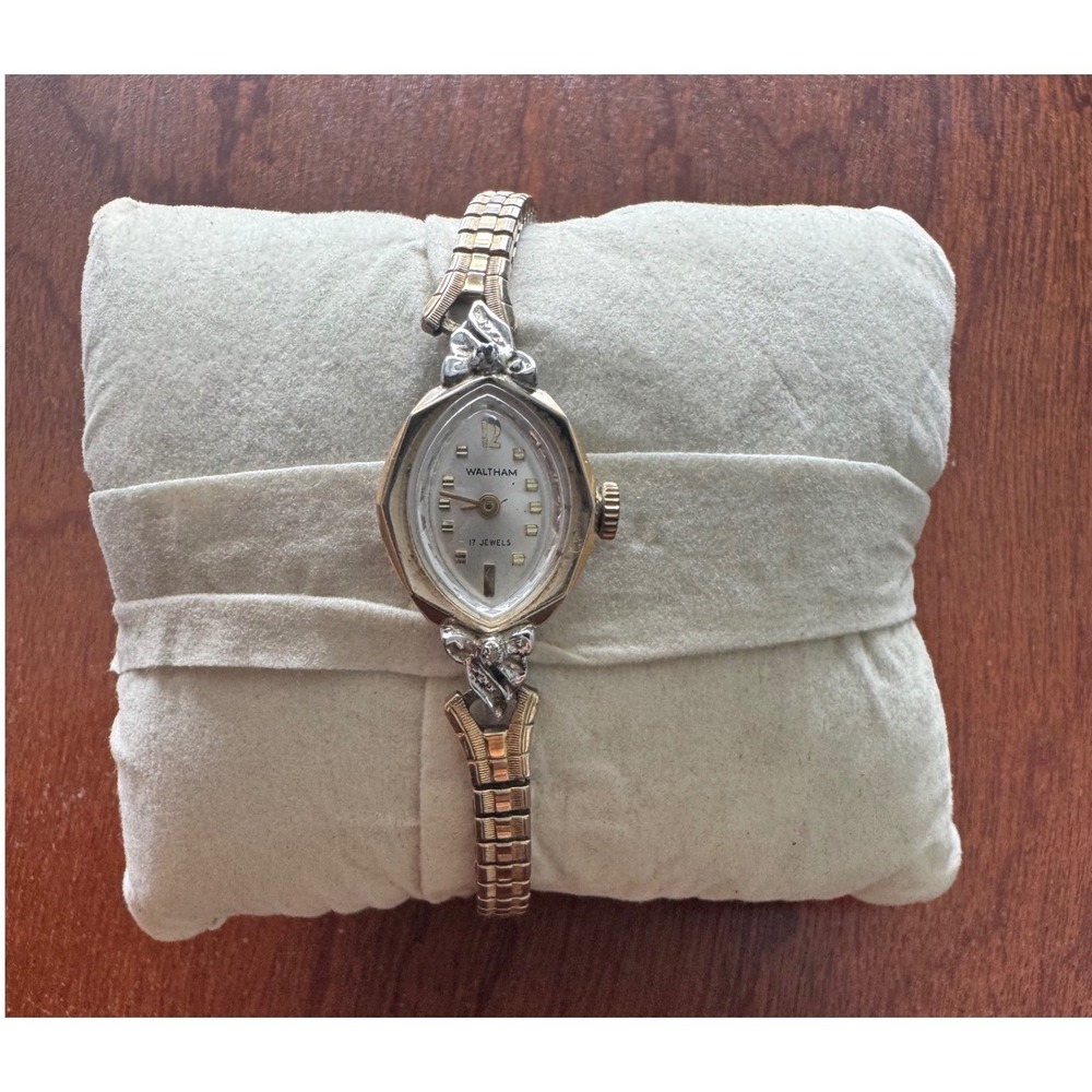 Vintage Art Deco Waltham 17 Jewels Ladies Wristwatch Swiss Made